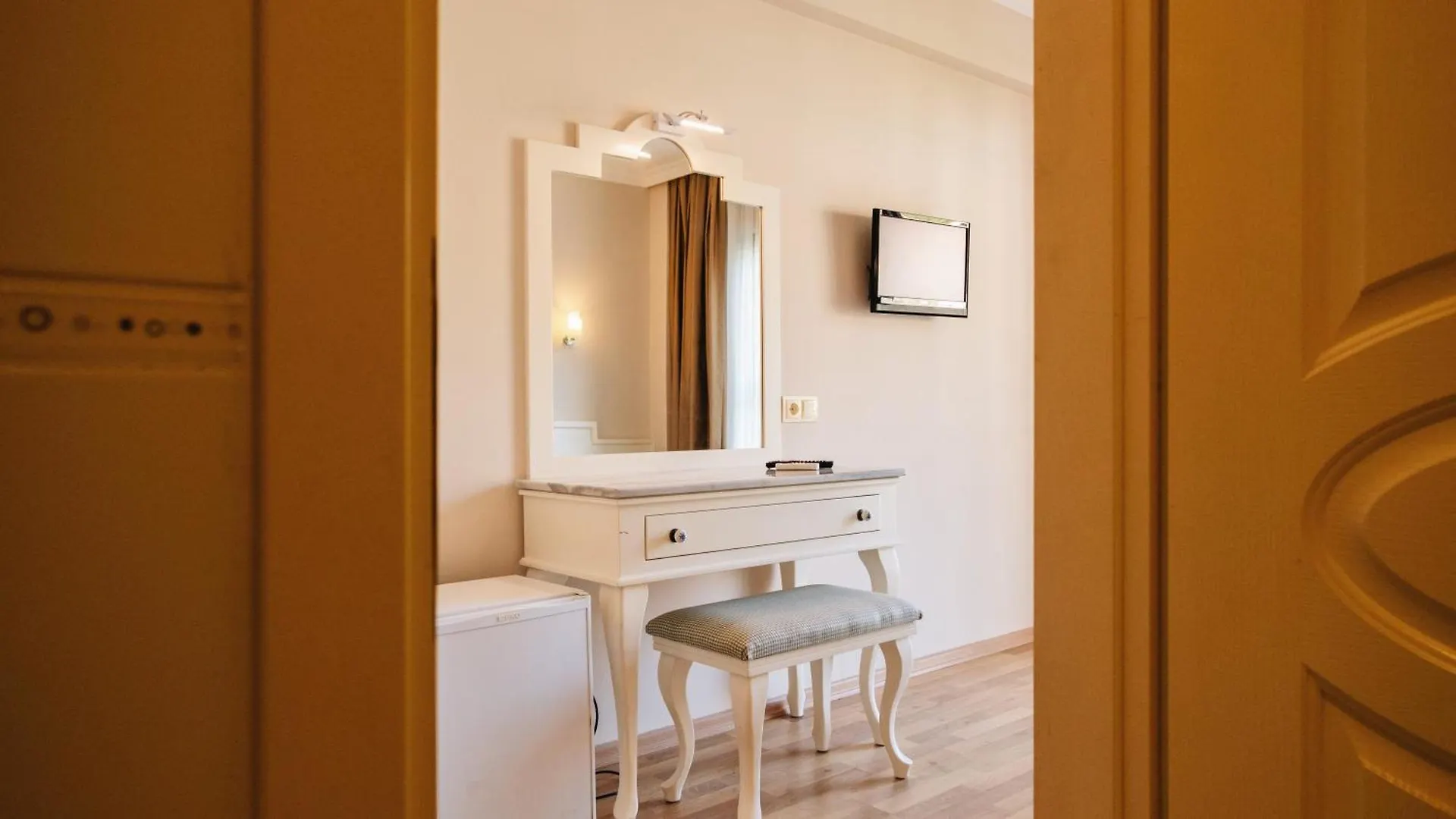Del Mare Hotel Oeluedeniz