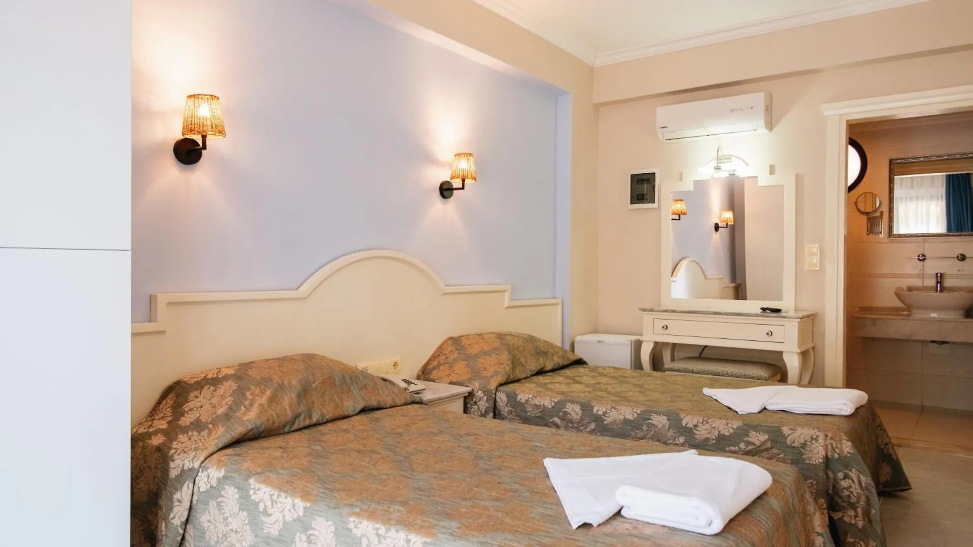 Del Mare Hotel Oeluedeniz Turkije