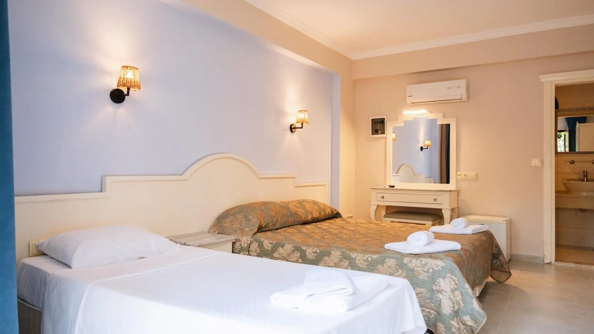 Del Mare Hotel Oeluedeniz 0*, Ölüdeniz Turkije