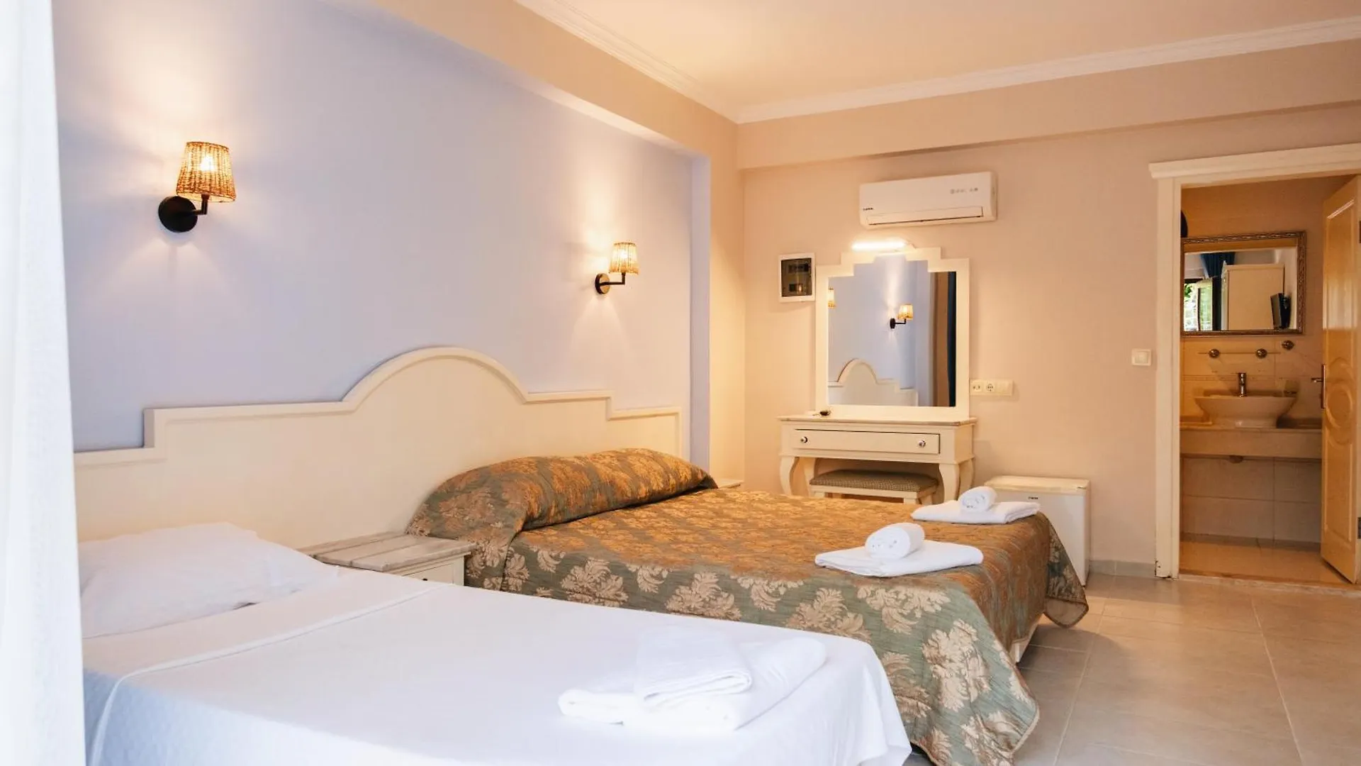 Del Mare Hotel Oeluedeniz Ölüdeniz